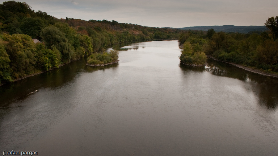 Lehigh River : Autumn, Northeastern US : JonPargas