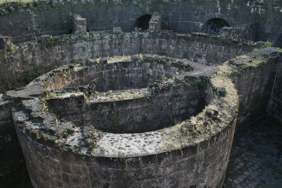 Foundations of the Intramuros baluarte. : Philippines : JonPargas